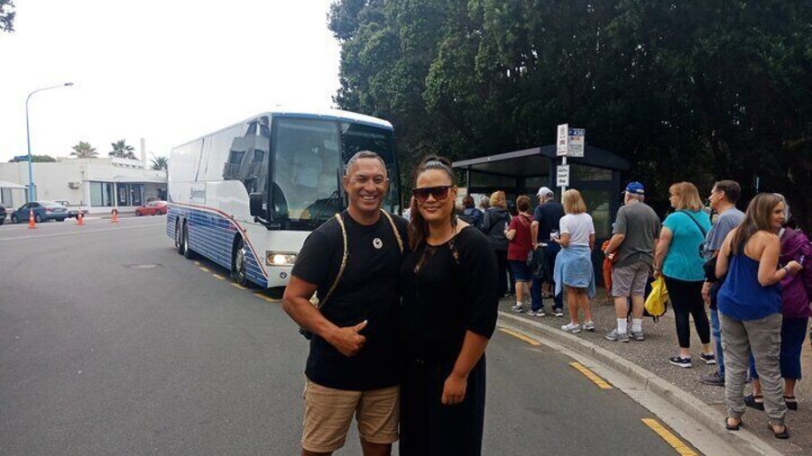 Rotorua via Kiwi/lakes country & a visit to iconic Whakarewarewa