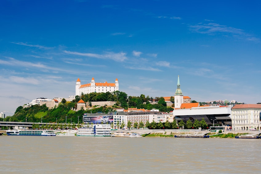 Bratislava: Day Trip from Vienna by Bus and Boat