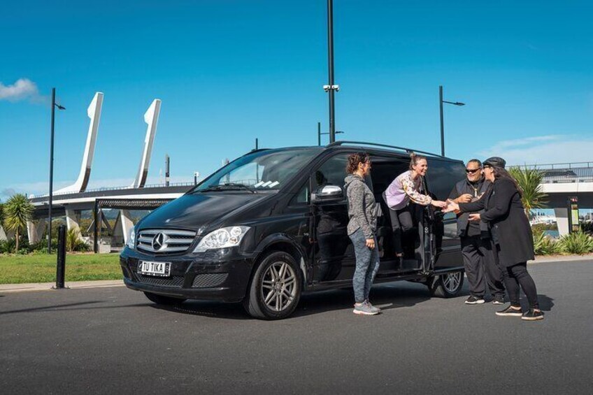 Travel in style with Tu Tika Tours & Transfers