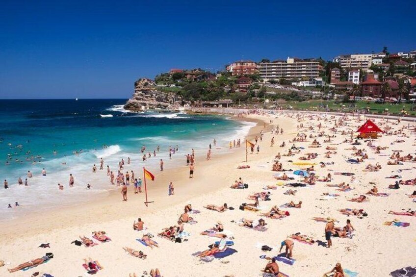 Sydney Private Day Tour - Beautiful Bondi Beach