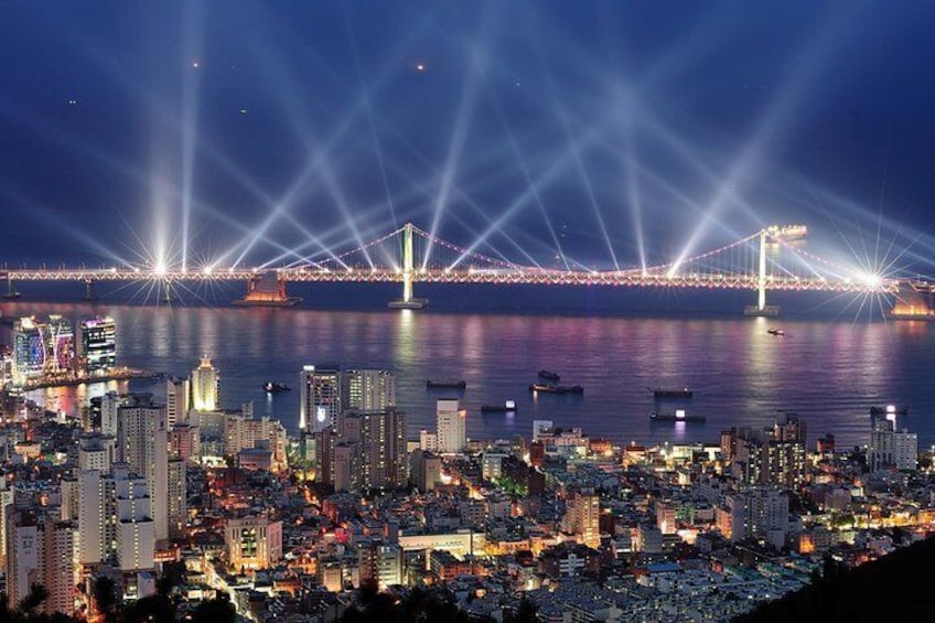 Cruise Layover : Small Group Busan Essential Tour