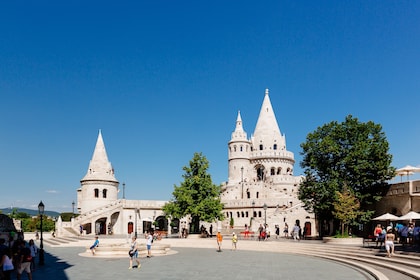 Excursion d'une journée à Budapest au départ de Vienne avec prise en charge...