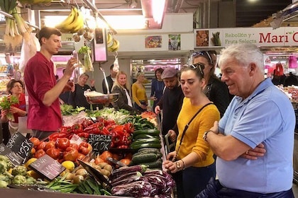 野菜のパエリア料理教室、タパス、市場訪問