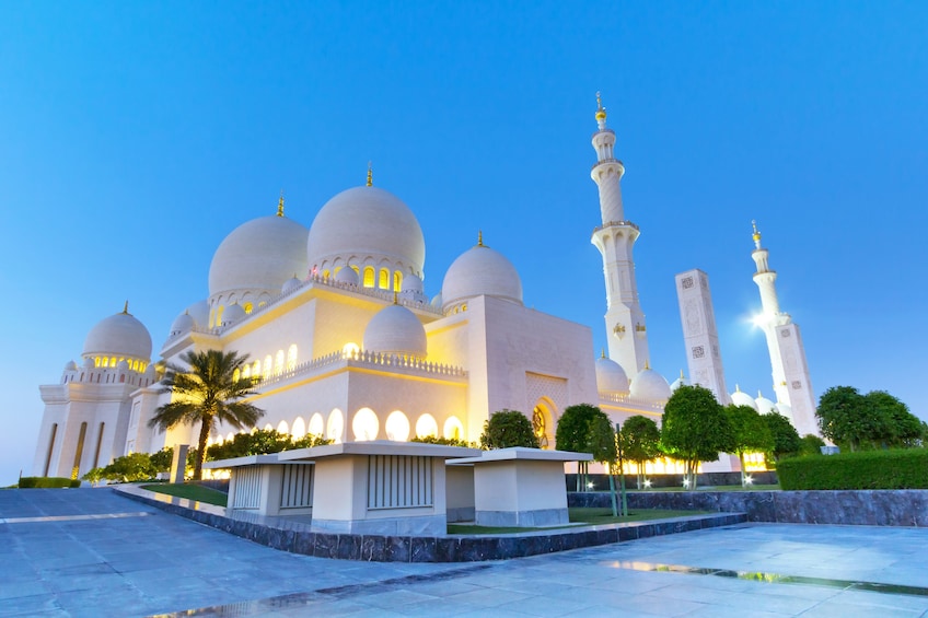 Full Day Abu Dhabi City Tour from Dubai