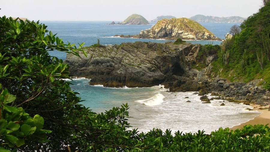 Beach and cliffs in Ixtapa