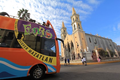 Mazatlan City Tour by FunBus