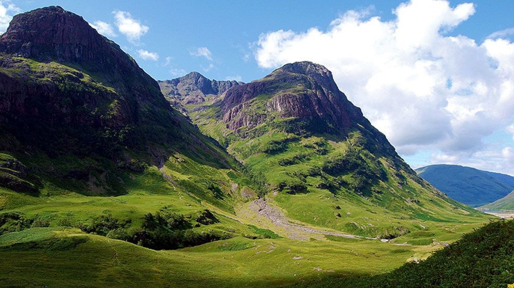 mountain view in edinburgh