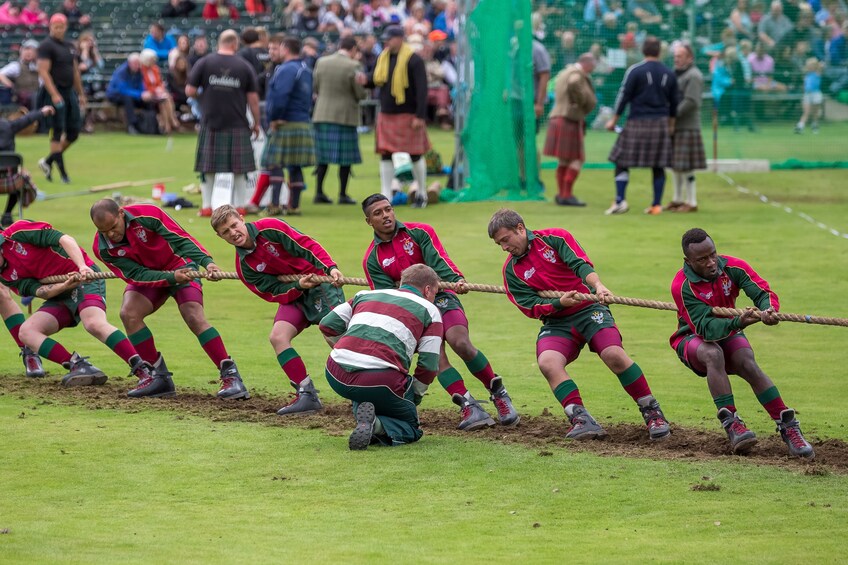 Highland Games Day Tour