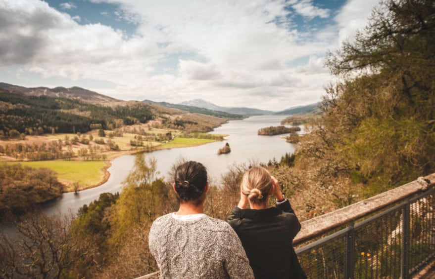 Small-Group Highland Lochs, Glens & Whisky from Edinburgh