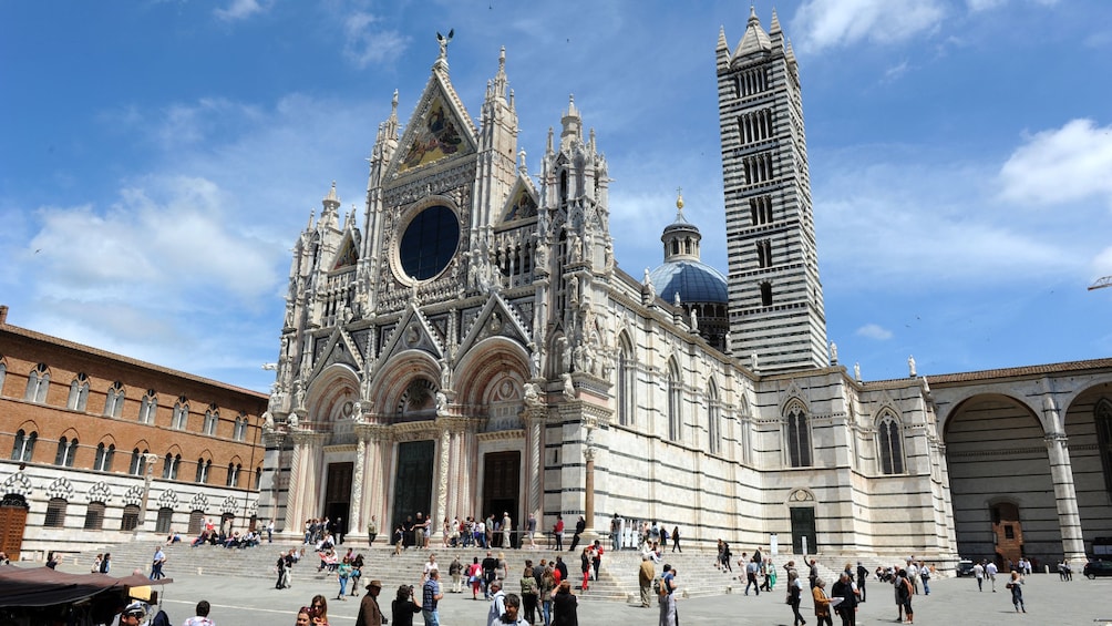Foto 2 von 6 laden City view on Siena and San Gimignano Full-Day Tour in Italy