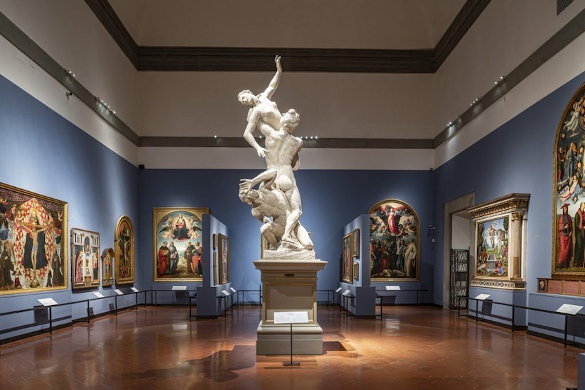 Skip-the-Line: Accademia Gallery small Group Guided Tour