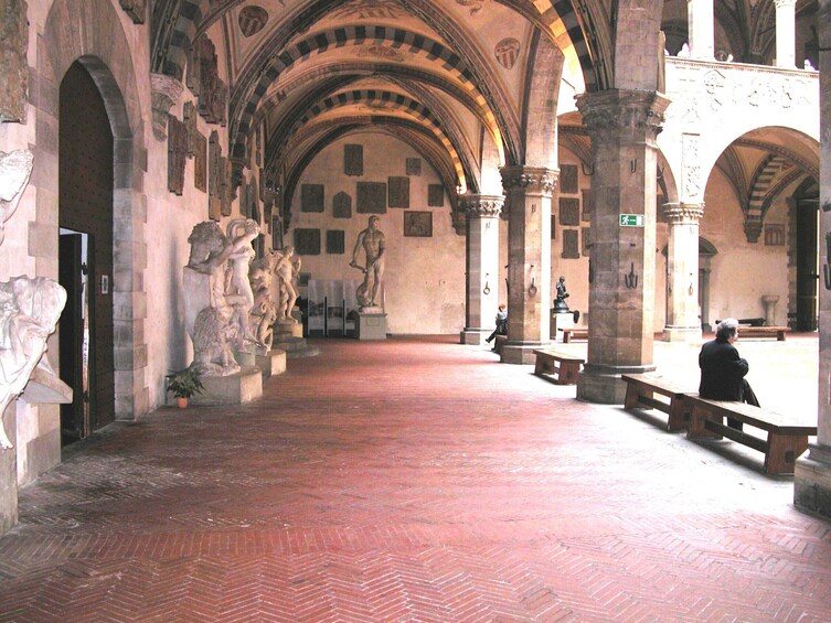 Apri foto 5 di 10. Bargello Museum Skip-the-Line Tickets