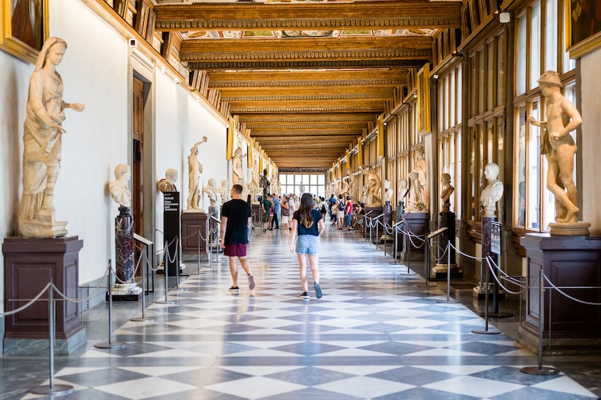 Uffizi Gallery Small-Group Guided Tour with Skip-the-Line 