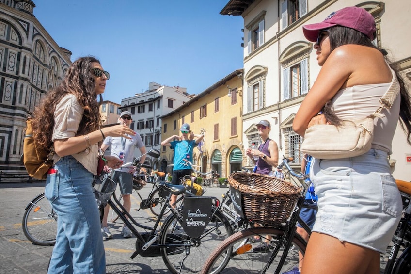 City Vintage Bike Tour with Gelato tasting