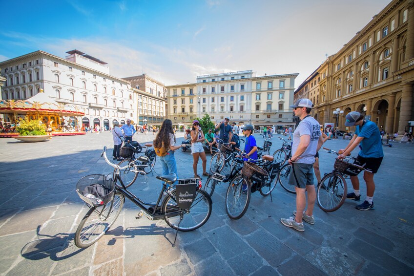 City Vintage Bike Tour with Gelato tasting