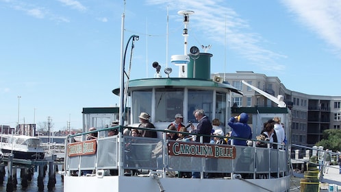 historic charleston boat tour