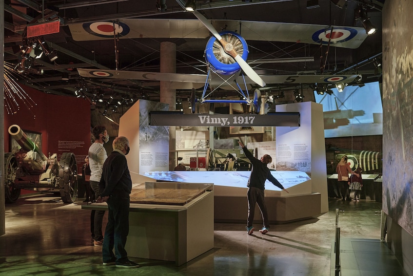 Show item 4 of 10. Canadian War Museum