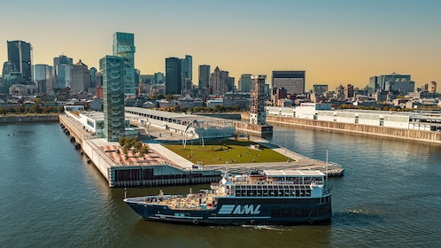 Montreal: crucero turístico guiado por el río