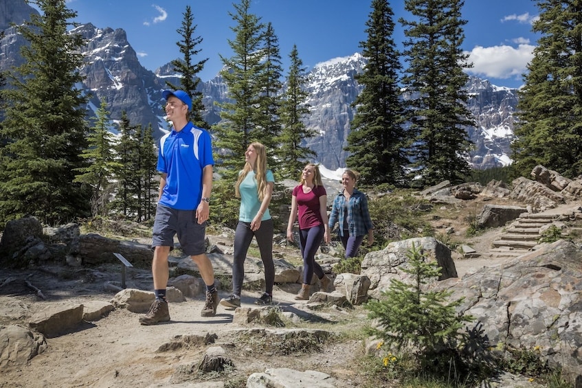 Lake Louise & Moraine Lake Tour