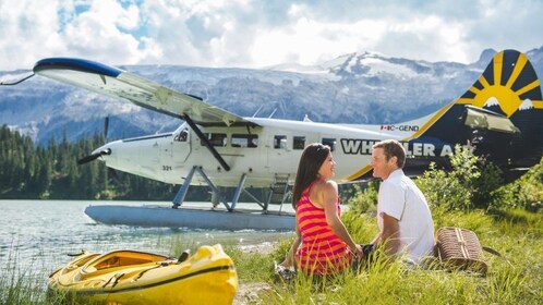 Whistler Alpine Lake Picnic & Tour by Floatplane