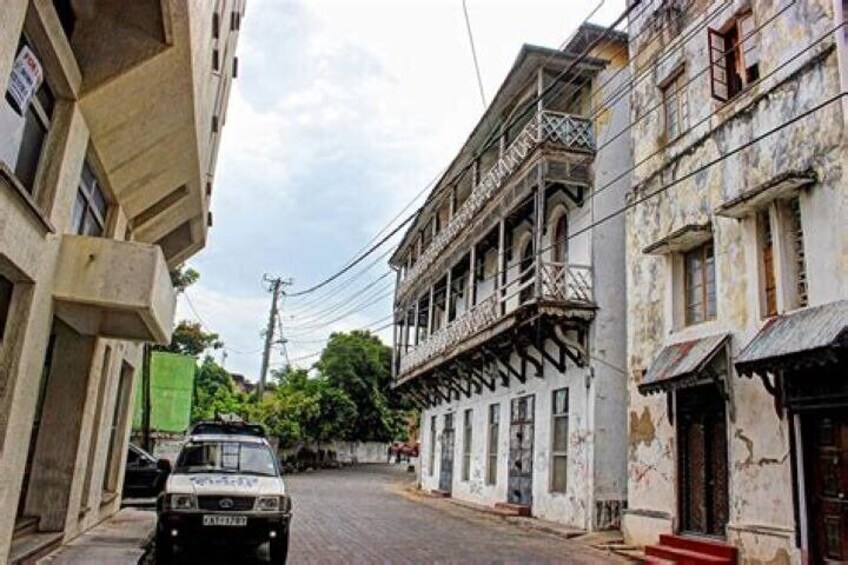 Full day tour in Mombasa