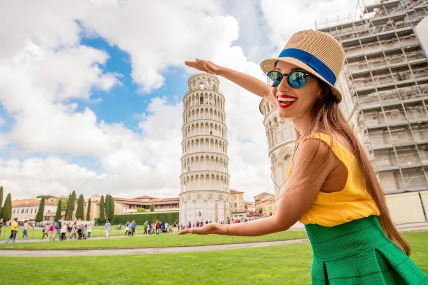 Private Shore Excursion from Livorno port: Florence and Pisa