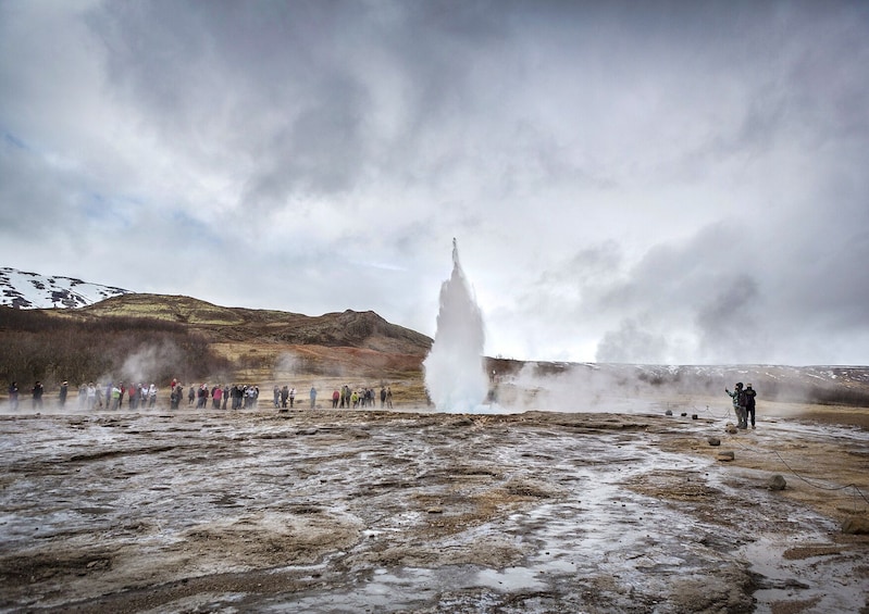 Super Jeep & Snowmobile Tour of the Golden Circle