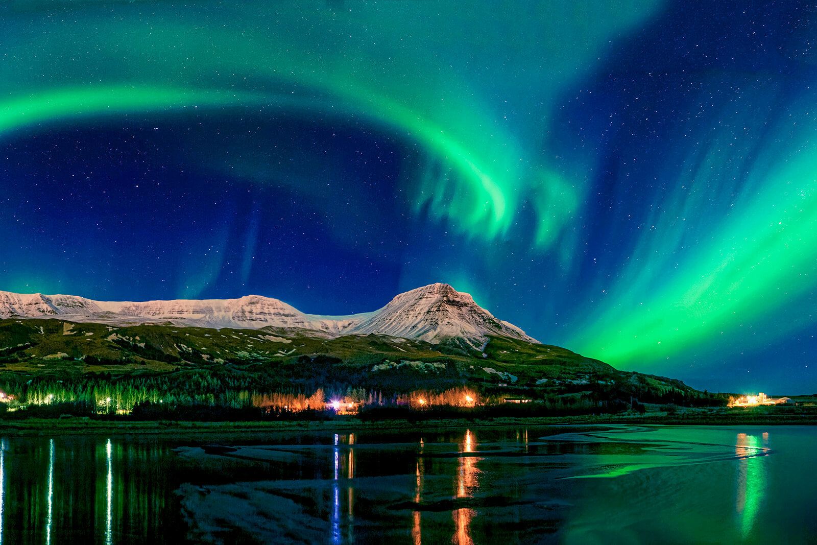 Northern Lights Mystery Tour with Expert Guide