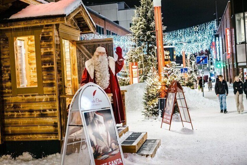 PRIVATE Santa Village and Rovaniemi Tour by VIP Car 