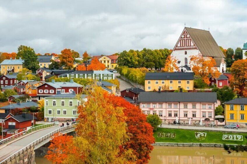 Helsinki VIP City Tour and Medieval Porvoo by Private car with Personal Guide