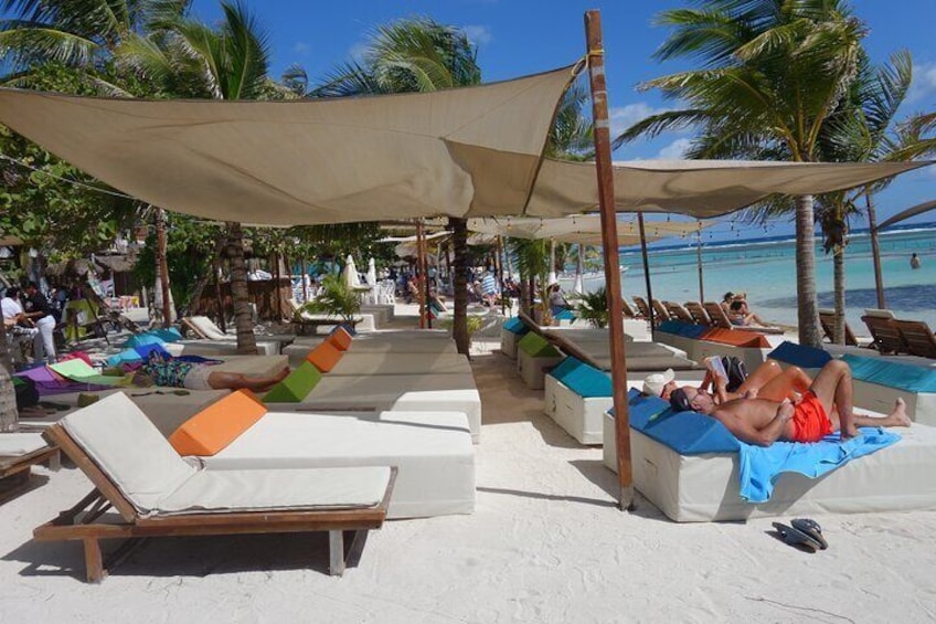 Day Pass to Pez Quadro Beach Break with Lunch and Open Bar