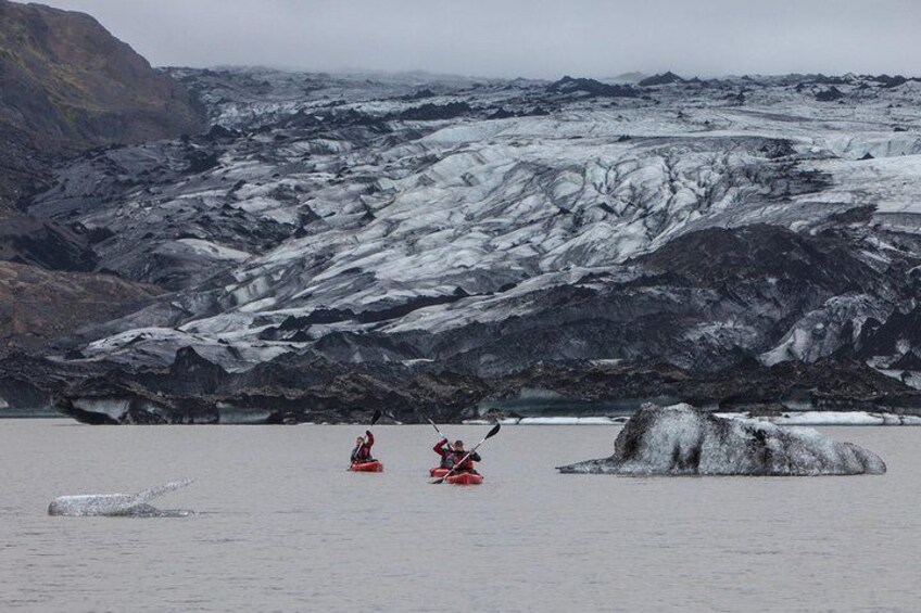 Kayaking on the Sólheimajökull Glacier Lagoon