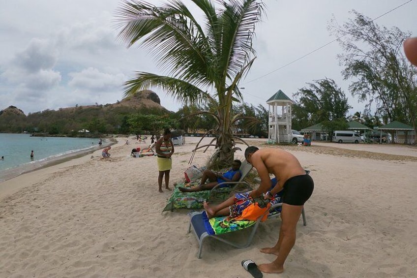 Beach Shuttle To Pigeon Island