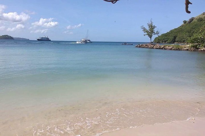 Beach Shuttle To Pigeon Island