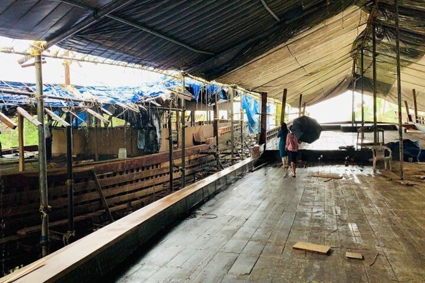 Inside the Uru at Beypore