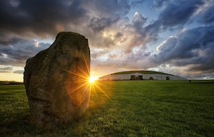 Newgrange Passage Tomb & Hill of Tara Full-Day Tour