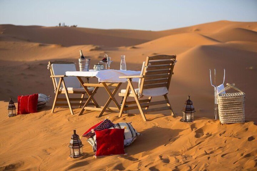 The Romantic Dinner in the top of the Dune