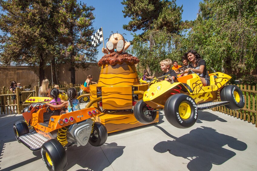 Knott's Berry Farm Tickets