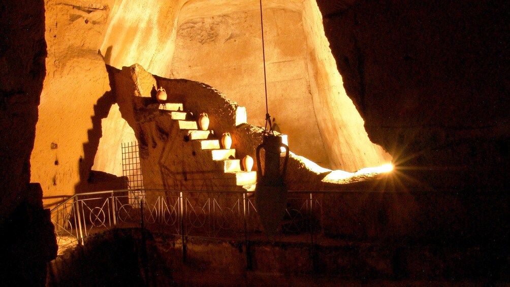 Apri foto 2 di 5. stairs in the underground Roman tunnels in naples