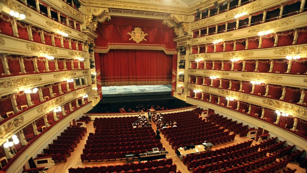 La Scala Theater & Museum Tour