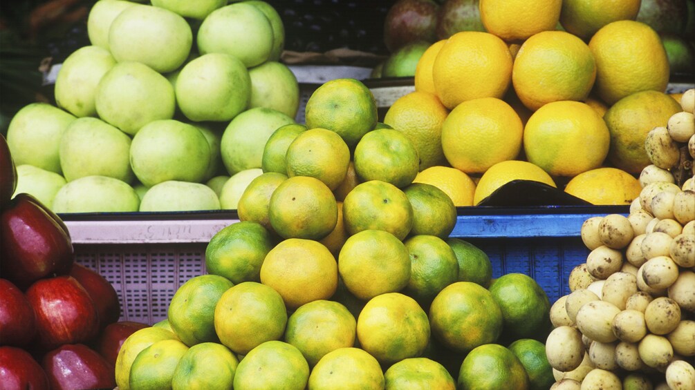 Fruits on display in the streets of Cebu 