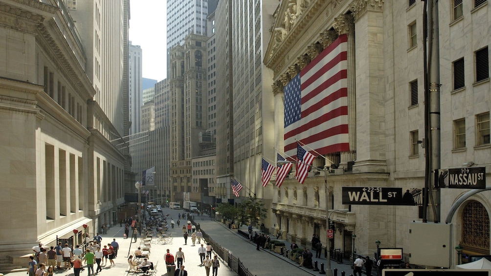 Wall Street and the New York Stock Exchange building