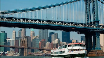 New York Landmark and Harbor Cruise