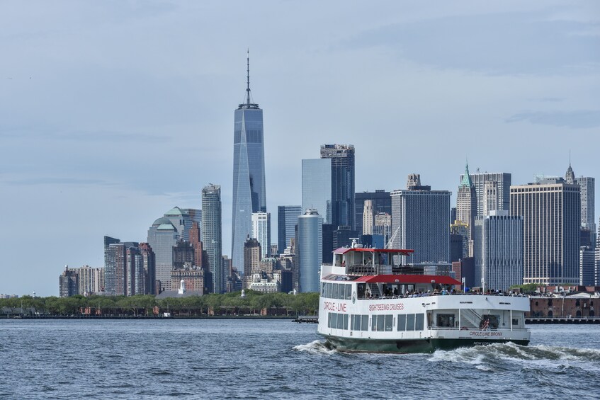New York Landmark and Harbor Cruise