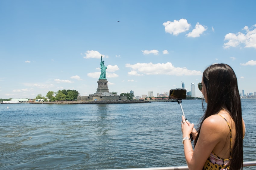 Circle Line: Statue of Liberty Cruise