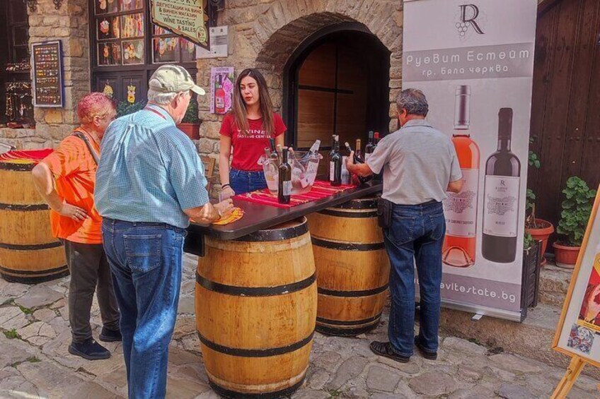 Tasting of 5 Wines + Special Selection of Appetisers