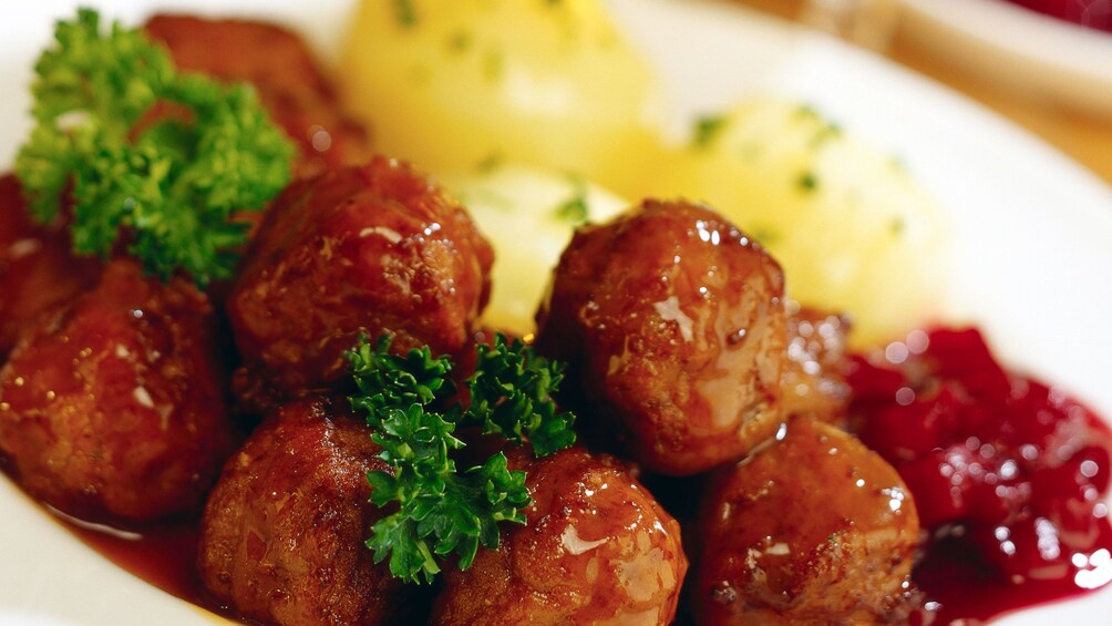 Meatballs and sauce on a plate