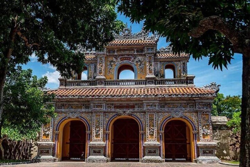 Private Full-Day Tour of Hue from Da Nang or Hoi An City