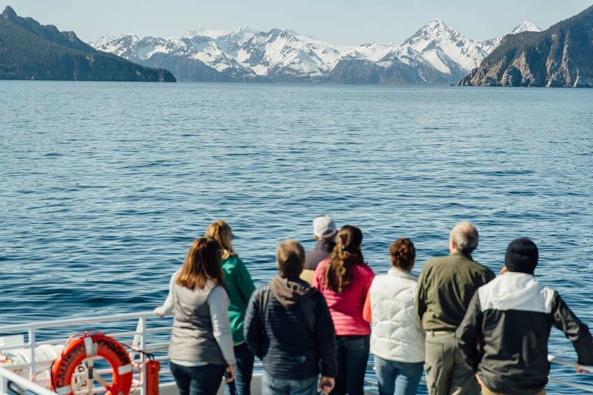 Kenai Fjords National Park Tour with Lunch