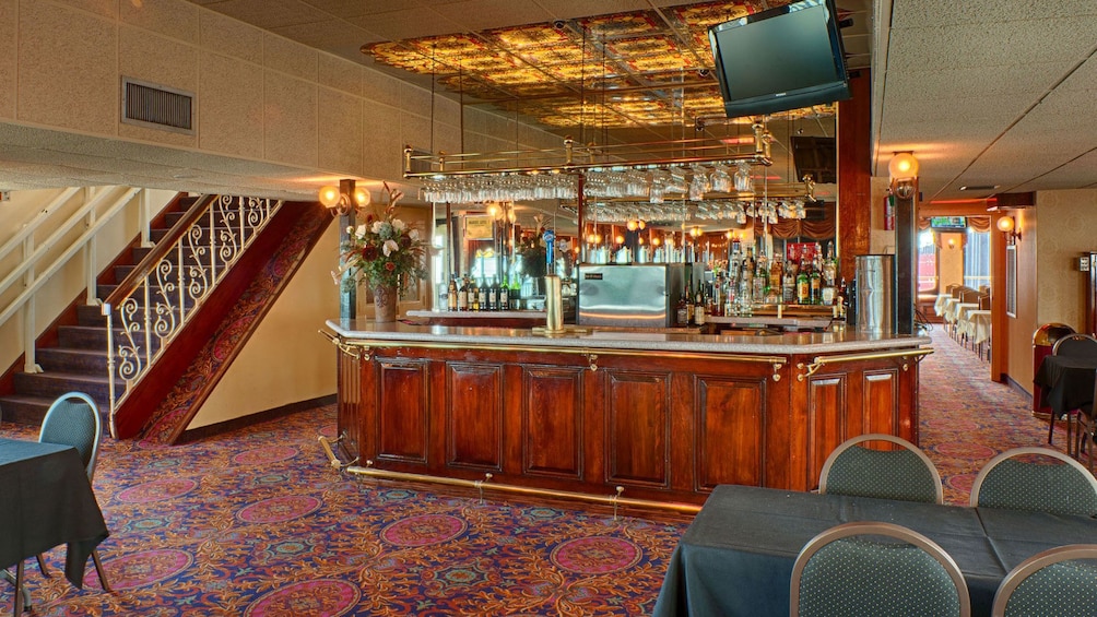 riverboat seating area and bar in New Orleans